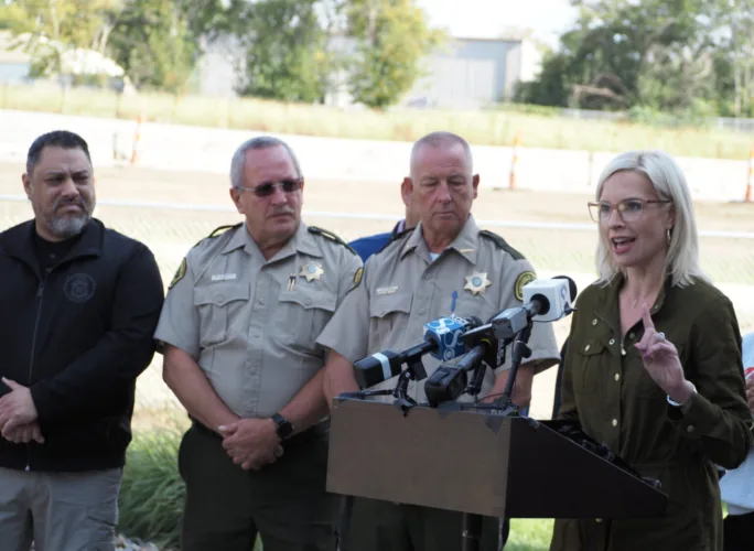 Hinson pledges support for border patrol, law enforcement if elected